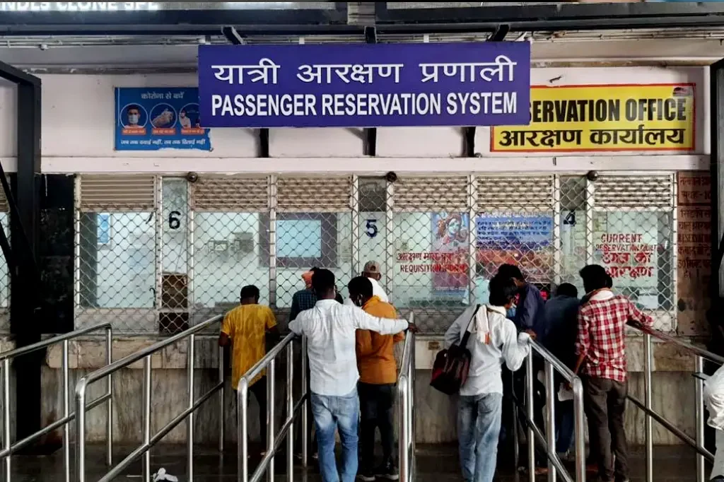 railways-new-otp-rule-tatkal-ticket-booking-is-now-secure-even-at-the-counter-brokers-arbitrariness-will-be-curbed