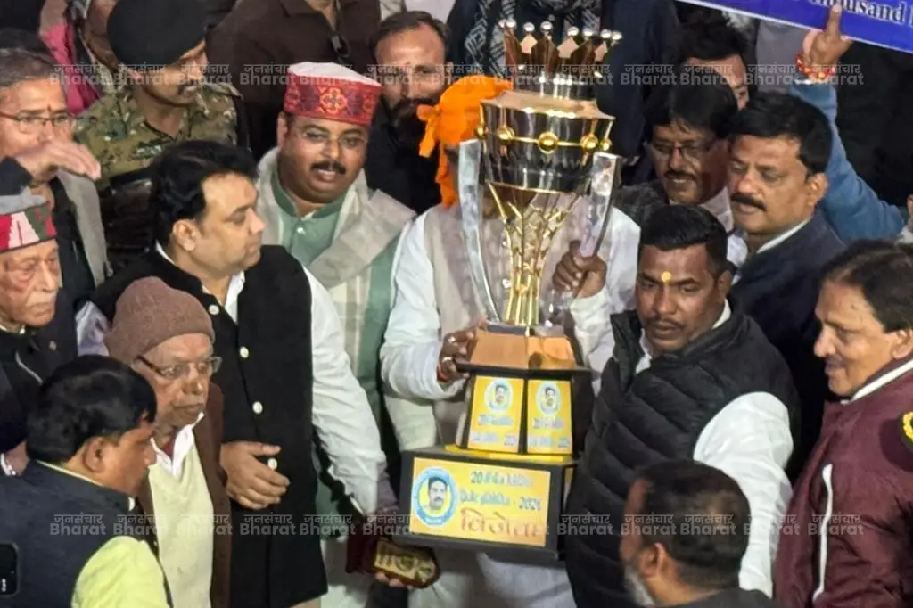 20th-faiz-memorial-cricket-final-patna-wins-buxar